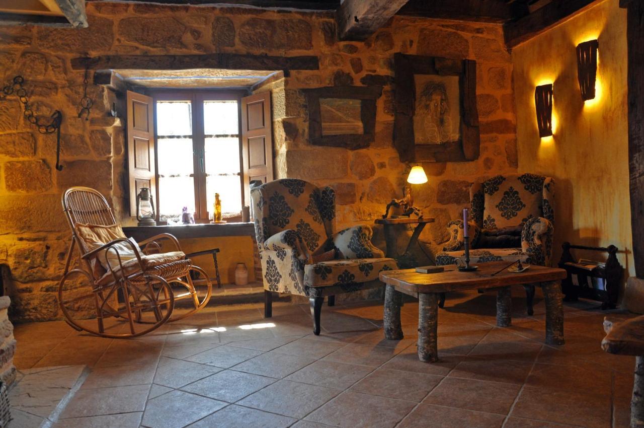 Casa Rural Los Dujos Hotel Gallejones Exterior photo